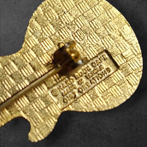 Hard Rock Cafe Las Vegas Guitar Pin White & Gold Souvenir Collectible Brooch - Picture 4 of 5